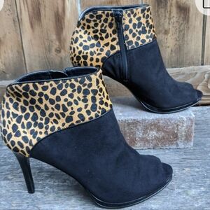 Nine West Cheetah Print Leather Suede & Fur Peep Toe Booties w/ stiletto heels